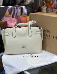 Hanna Carryall Bag With Coach