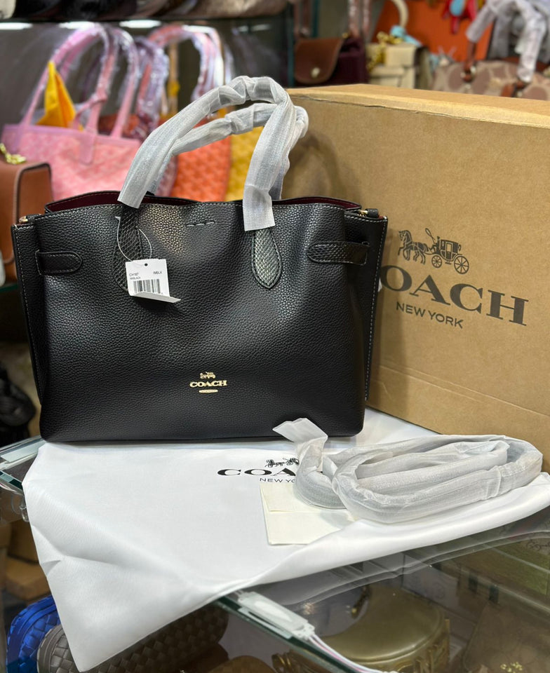 Hanna Carryall Bag With Coach