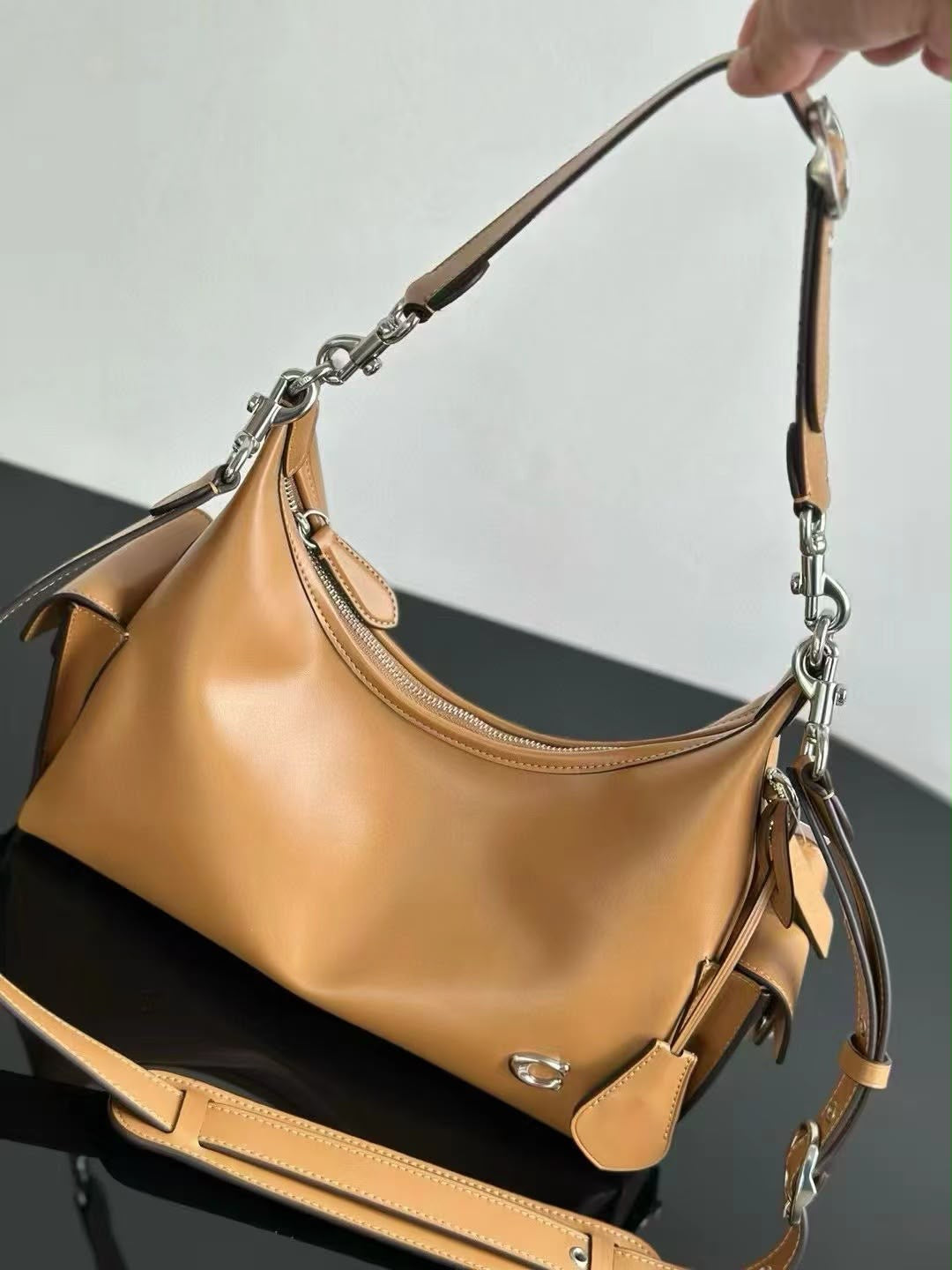 Coach Pocket Juliet Bag 30