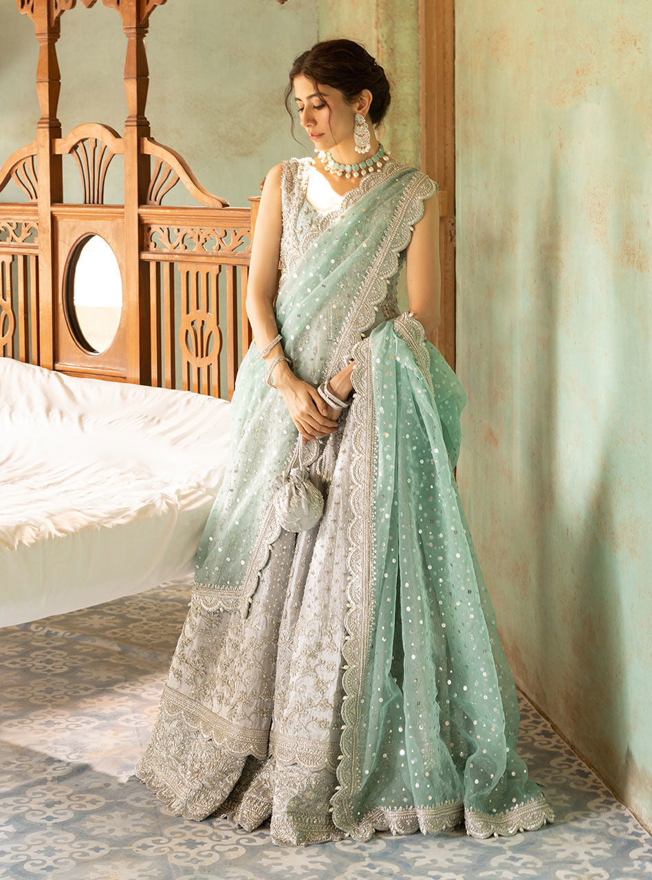 Zainab Chottani Shahnoor - ZÉVA