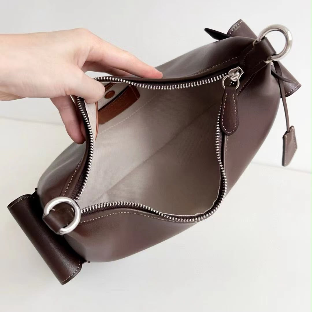 Coach Pocket Juliet Bag 30