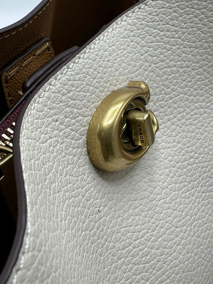 Coach Willow Bucket Bag with Brand Box