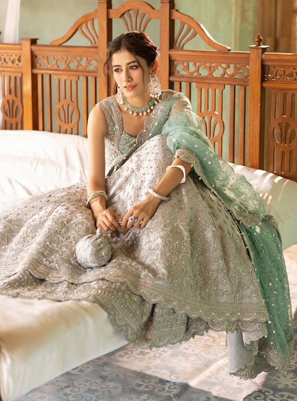 Zainab Chottani Shahnoor - ZÉVA