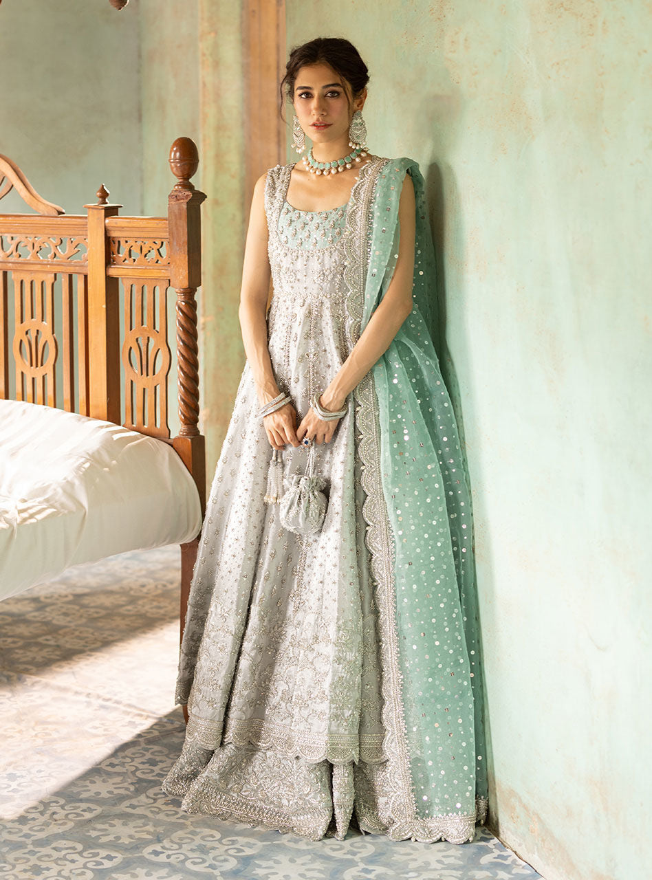 Zainab Chottani Shahnoor - ZÉVA