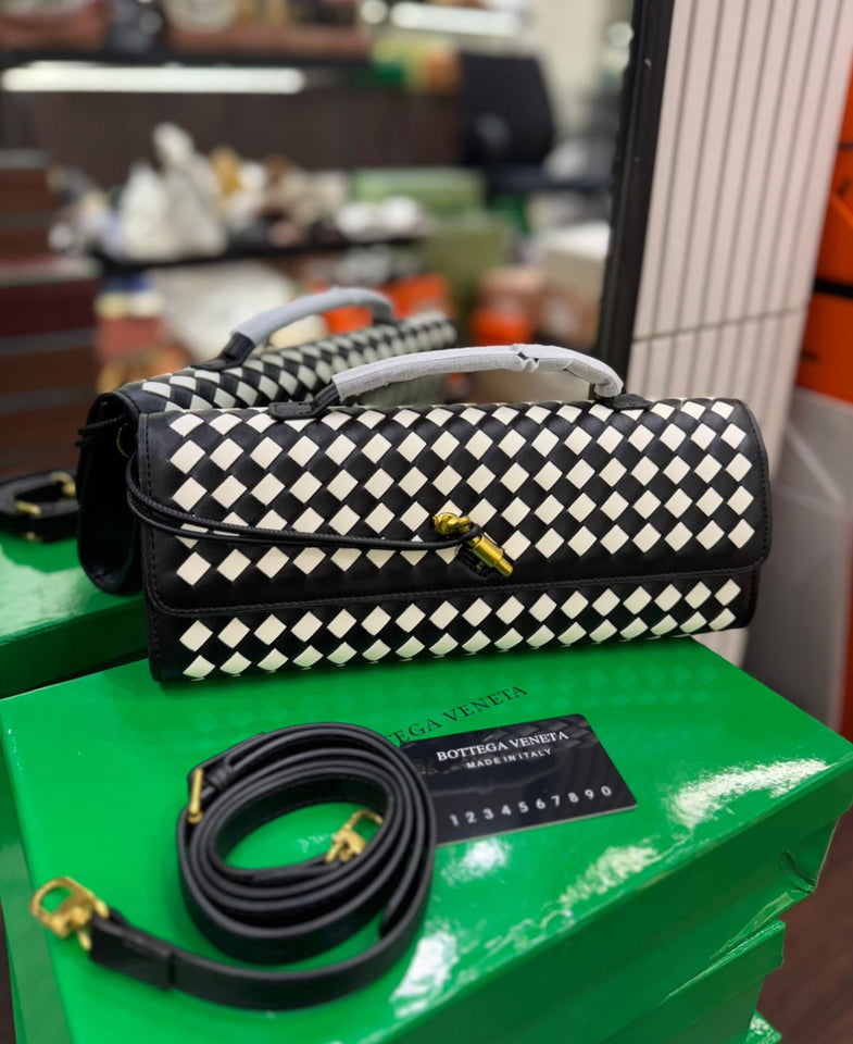 Bottega Veneta Andiamo Clutch