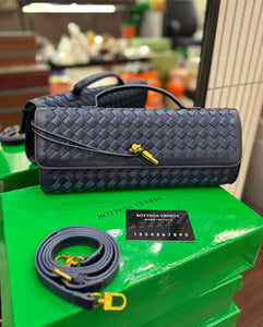 Bottega Veneta Andiamo Clutch