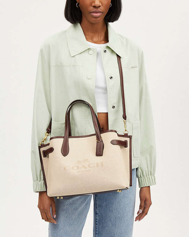 Hanna Carryall Bag With Coach
