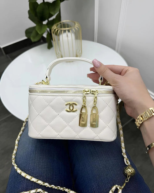 CHANEL Small Vanity with Chain Bag