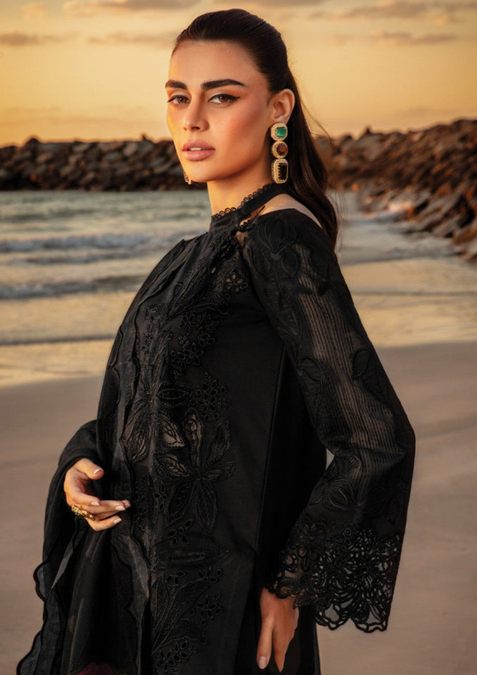 Rang Rasiya Embroidered  Chickenkari Lawn- ZÉVA