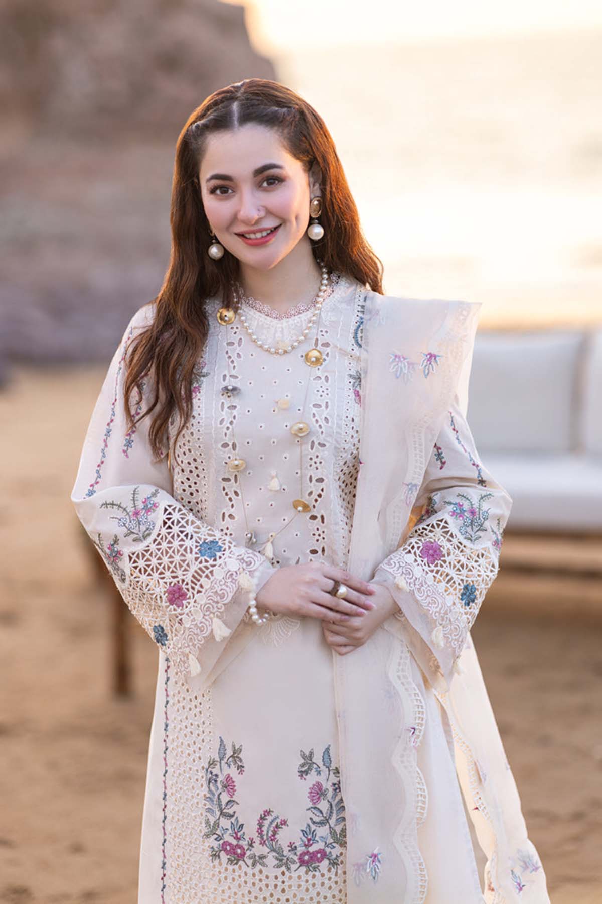Qalamkar Luxury Embroidered Lawn - ZÉVA
