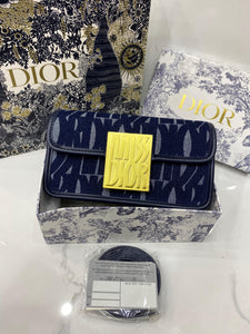 MISS DIOR Shoulder Handbag with brand Box
