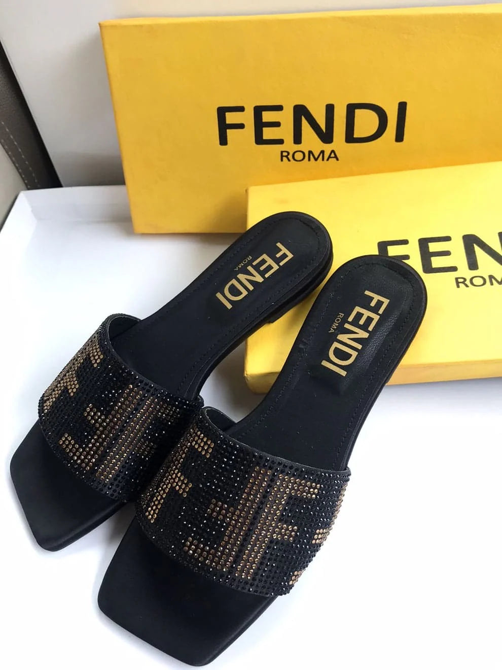 Fendi Slides