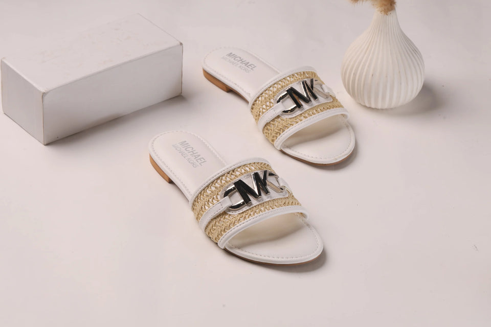 MK Casual Flat